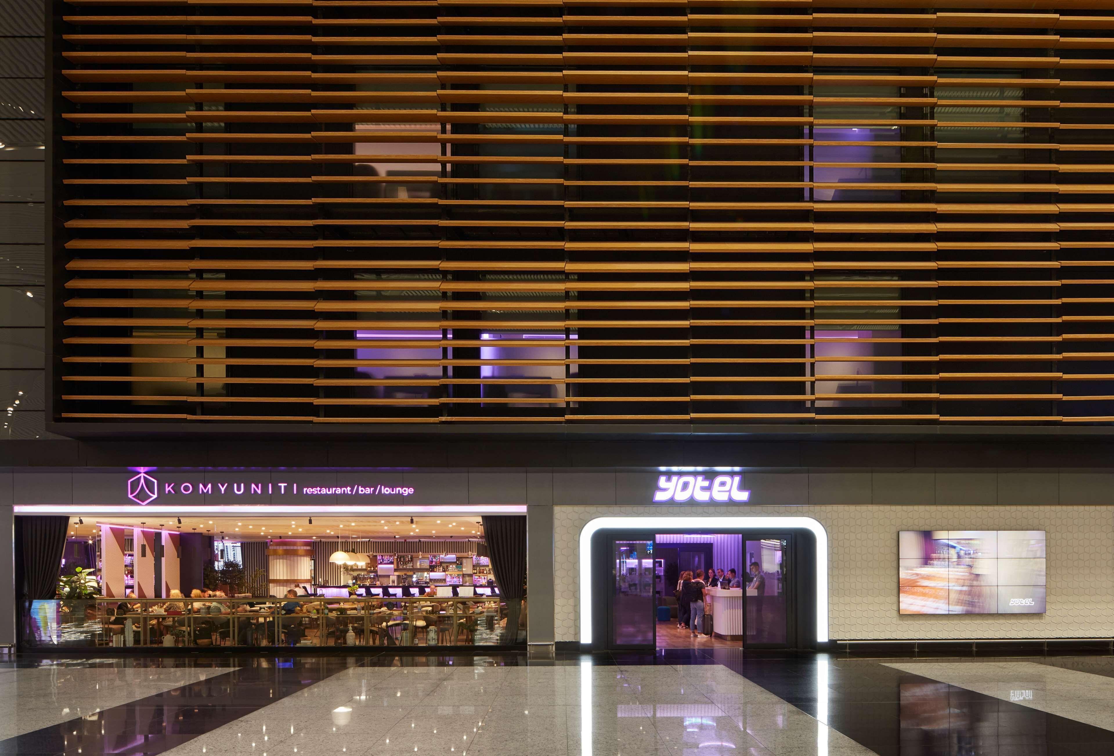 Yotel Istanbul Airport, City Entrance — Fotos 3